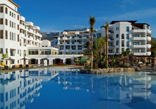 Precio mínimo garantizado para Hotel SH Villa Gadea Thalaso Resort. Relájate con nuestro Spa y Masaje en Alicante